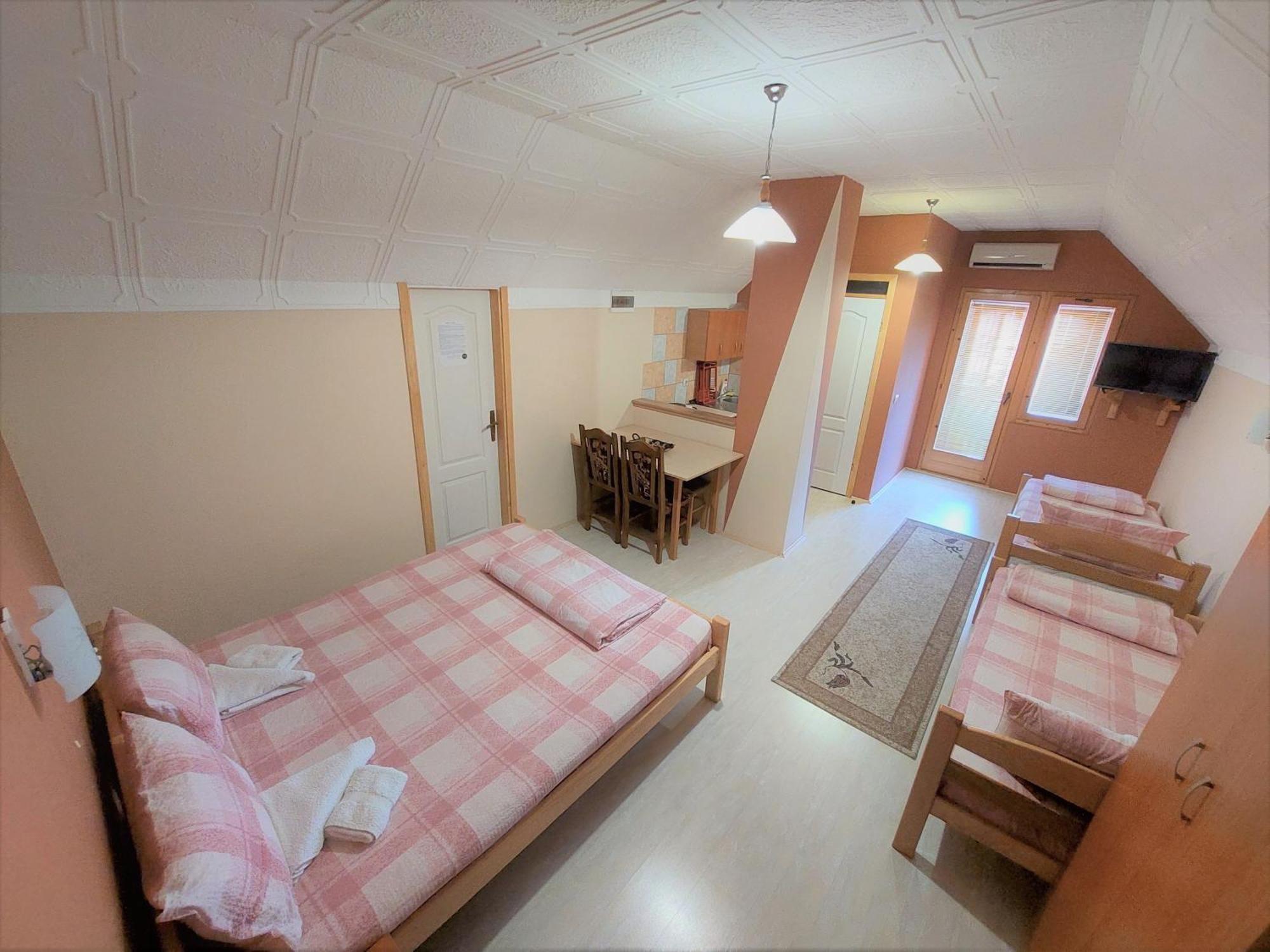 尼科利克公寓酒店 索科矿泉村 外观 照片